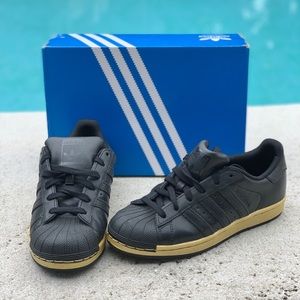 Adidas Superstar Sneakers